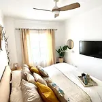 Sunset Oasis On The By Deihu Experiences Apartamento *