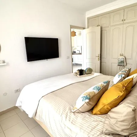 Апартаменты Sunset Oasis On The *